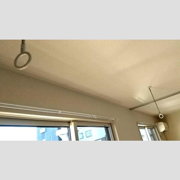 ロイヤルティアラ　Ⅴ・Ⅵ　Ⅴ302号室 室内物干し