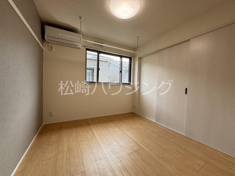 プラムパレス有波 寝室