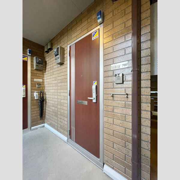 Polaris(ポラリス)102号室 玄関ドア