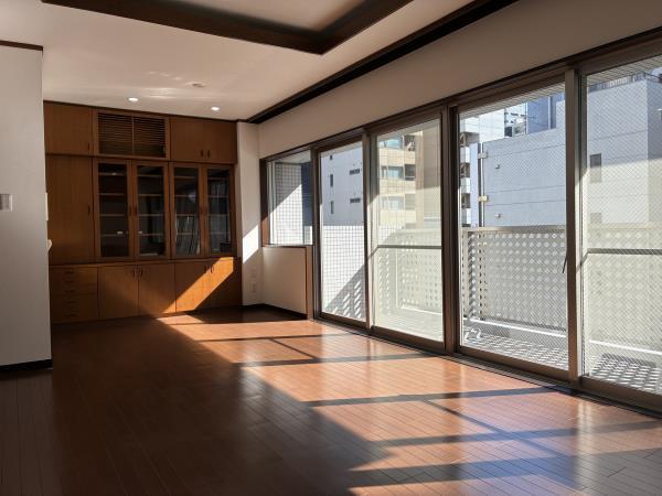 グラン・アクス麹町 リビング