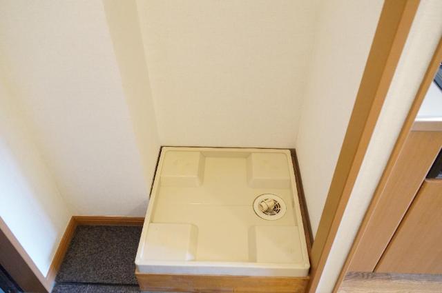 ガーデンハウス101号室 洗濯機置場