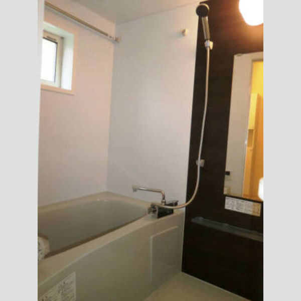 ファミール本町101号室 101号室　浴室