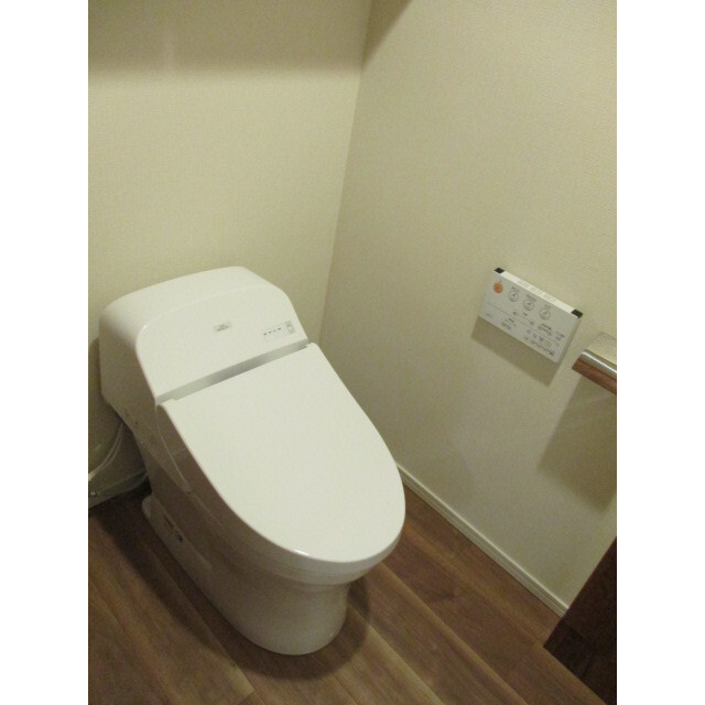 ザ・パークハウス西新宿タワー６０406号室 同建物別部屋の参考画像