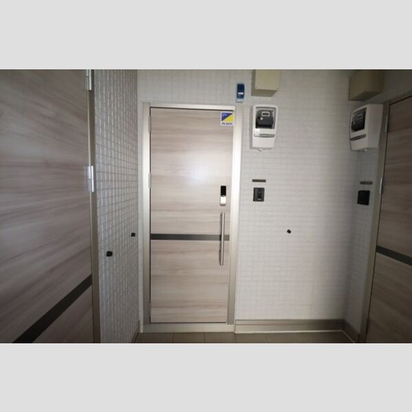 セレスティア大島103号室 玄関ドア