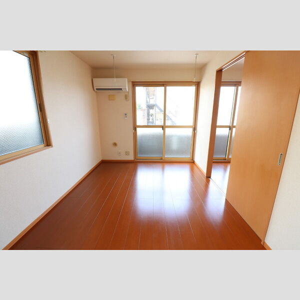 ヴィオレシャトー101号室 LDK