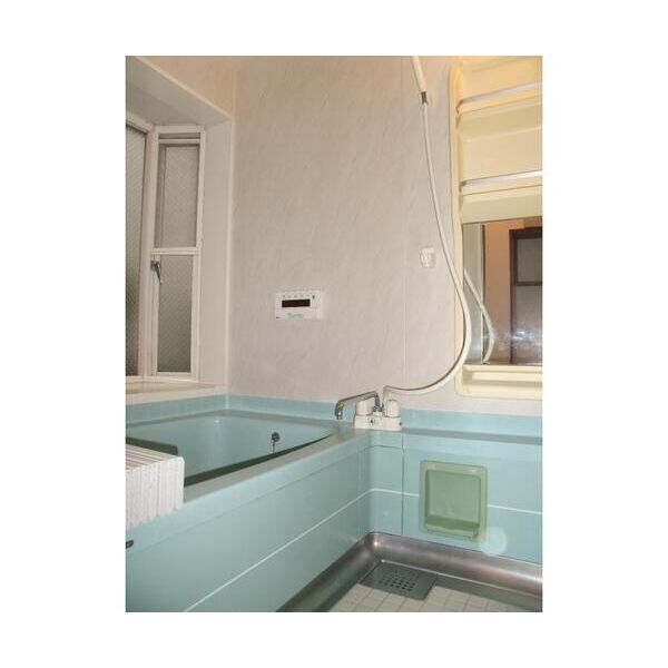 杉並区和泉4丁目貸家1号室 お風呂