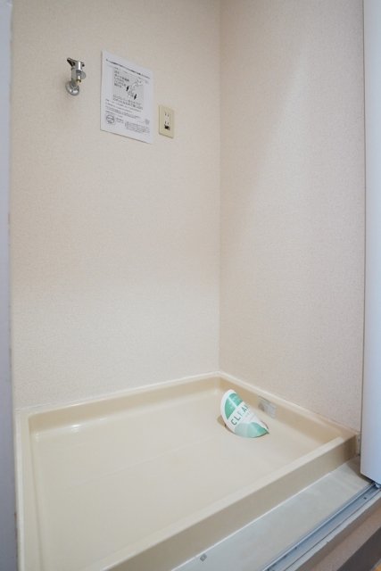 リバティヒルズ中野江原 室内洗濯機置場