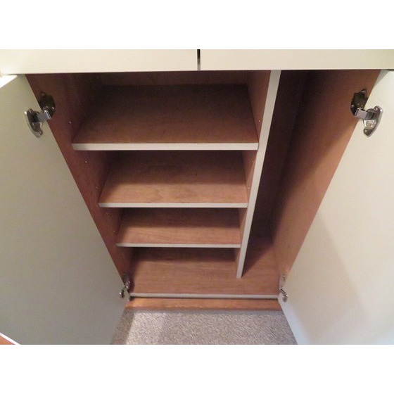 エレガンス綾瀬４0407号室 靴箱