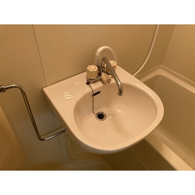 リコリスB 内観