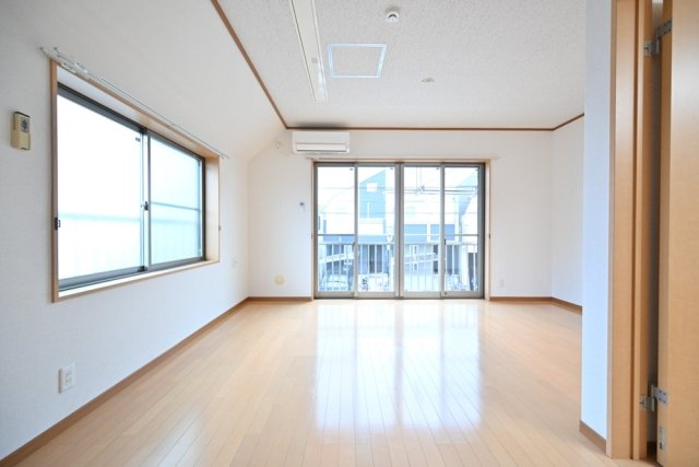 早宮４丁目戸建て リビング