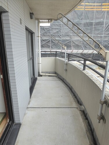 ビューハイツ高山2階 バルコニー　※2024年6月撮影