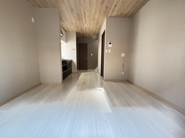 田柄１丁目戸建 リビング