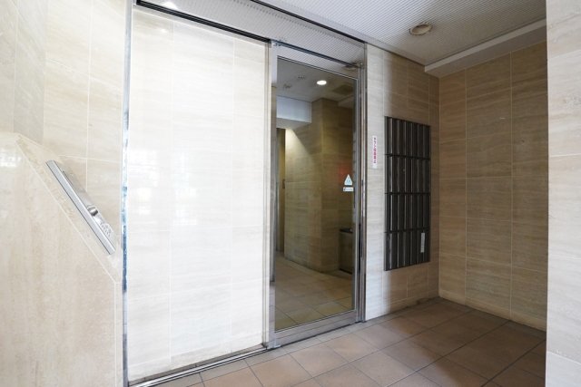 スカイコート麻布十番 エントランス