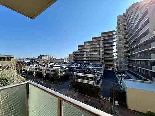 武蔵野レジデンス弐番街3階 室内からの眺望