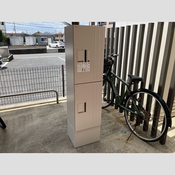 カルダモンリーフ 宅配ボックス