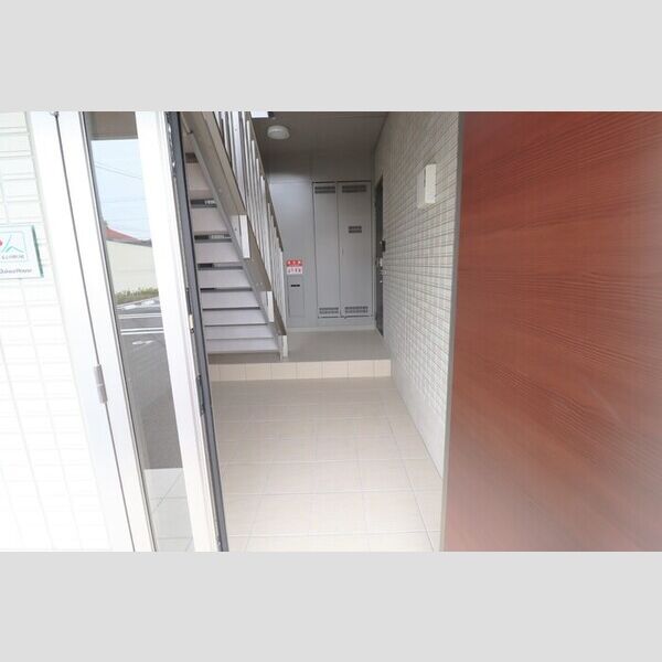 ルーデンス湘南Ⅱ ロビー