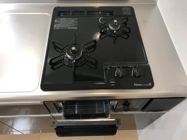 ジョリーメゾン（Ｊｏｌｉｅ　Ｍａｉｓｏｎ）303号室 コンロ