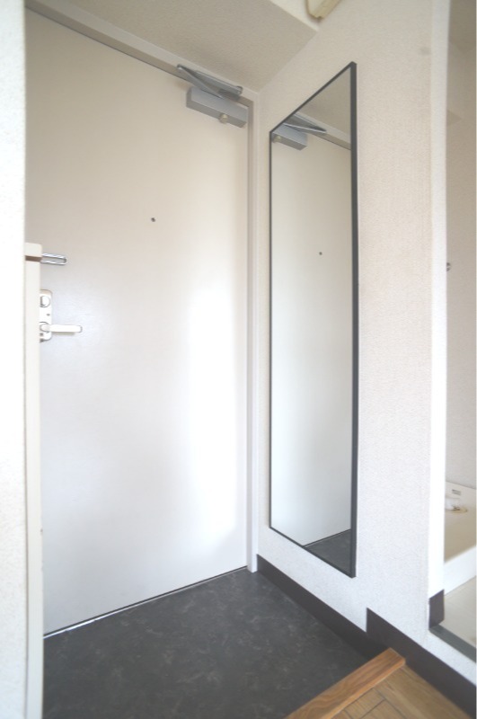 パティオ市ヶ尾3階 玄関