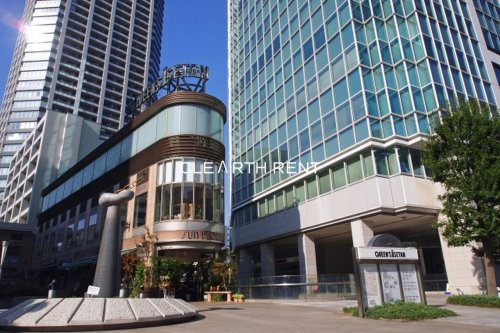 コンシェリア南麻布 ＰＬＡＴＩＮＵＭ ＳＱＵＡＲＥ4階 【ショッピングセンター】白金アエルシティまで403ｍ