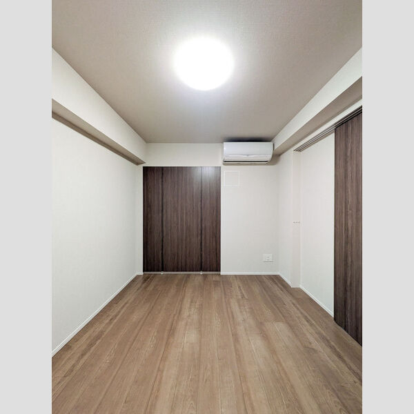 サンジョイアゼロ704号室 洋室6.1帖