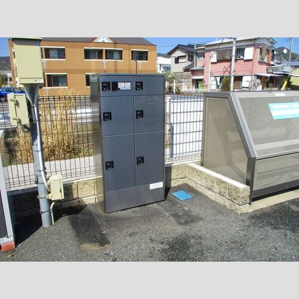 セジュールオッツ東下沢102号室 宅配BOX