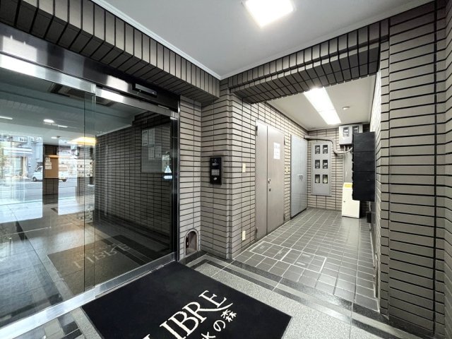 リヴレ・清水の森5階 エントランス