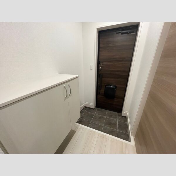D-room赤松町 玄関