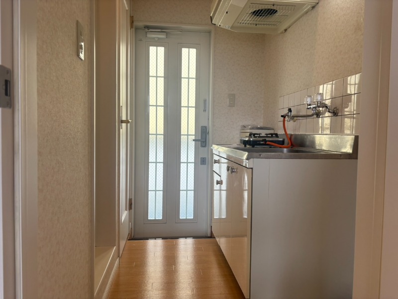 ロッシェル若松3号棟 玄関