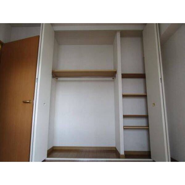 グランシャリオ 収納