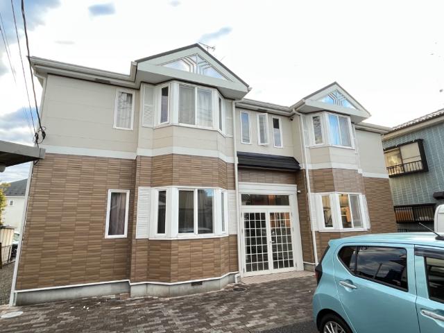 ローズウッド草花101号室 外観写真（昼）