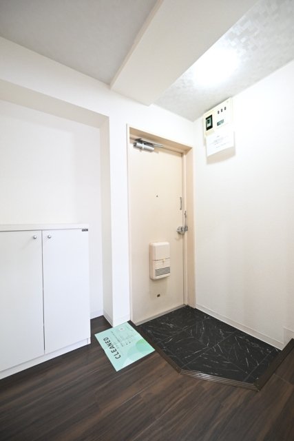 セザール第二伊勢佐木町 玄関