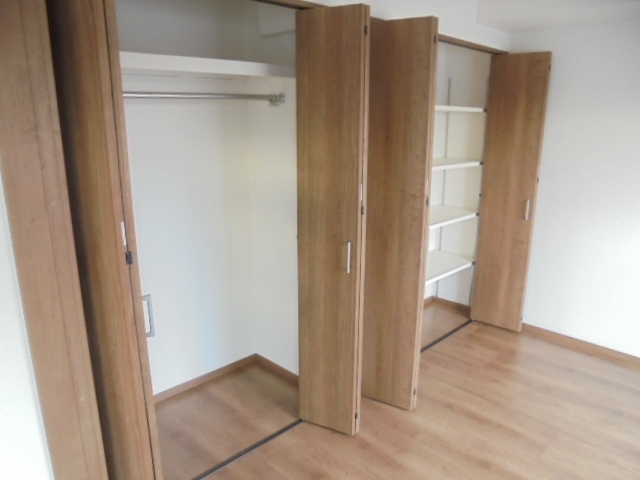 ルベイジュ久が原 収納