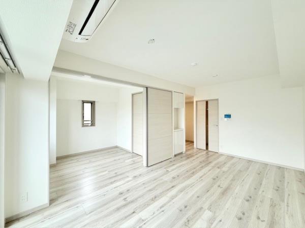 ＣＯＣＯ－ＣＨＩＬＬ　ＫＡＭＥＡＲＩ7階 リビング