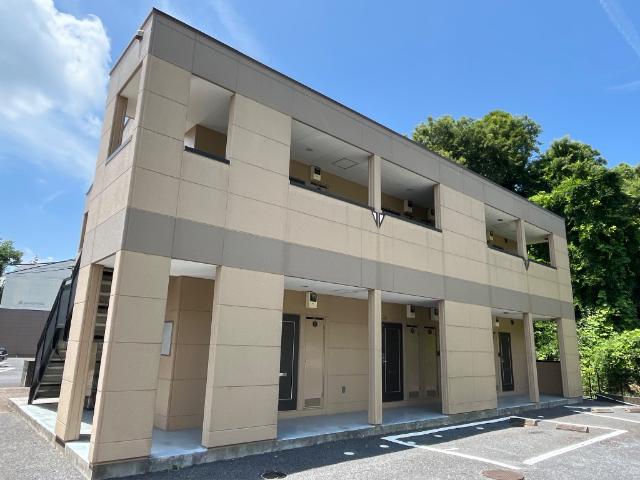 コーポシャングリラ 外観写真（昼）