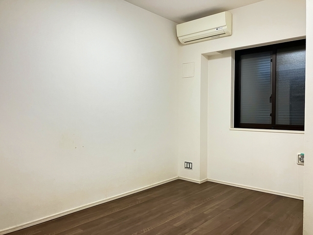 ザ・パークハウス諏訪山 洋室6帖　2025年12月撮影