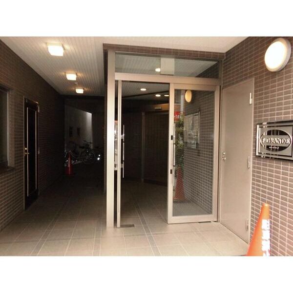 F-GRANDE エントランス