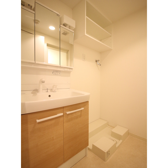 プレール・ドゥーク新中野Ⅱ 内観