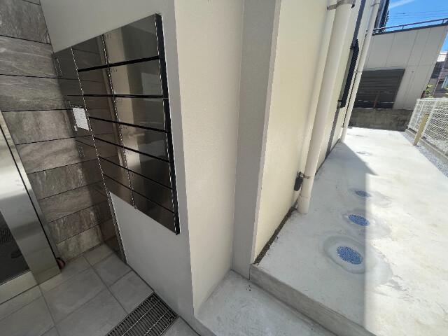 イルヴィアーレ下赤塚3階 エントランス