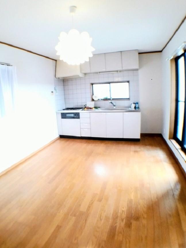 ブルーハイムふじみん 広々キッチン　3口コンロ