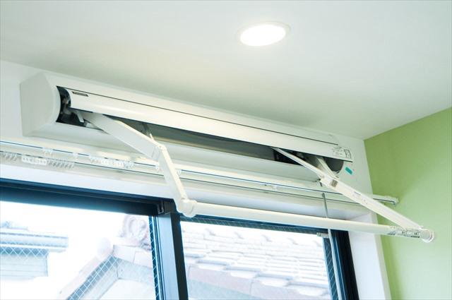 ＬＵＴＥＬＬＡ1階 室内物干し