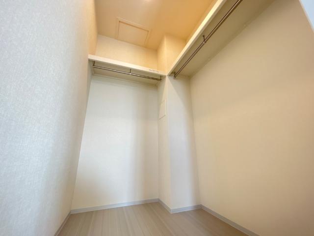 ルーチェス弁天 ウォークインクローゼット