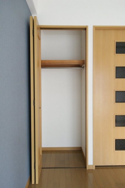 サンテミリオン三田 クローゼット