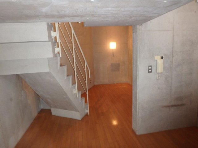 ｐｅｒｇｏｌａ1階 部屋その他