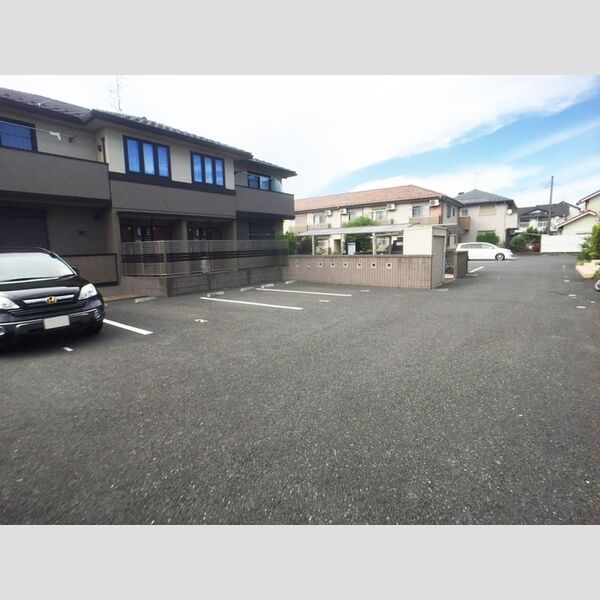 イーズフィールド　B101号室 駐車場
