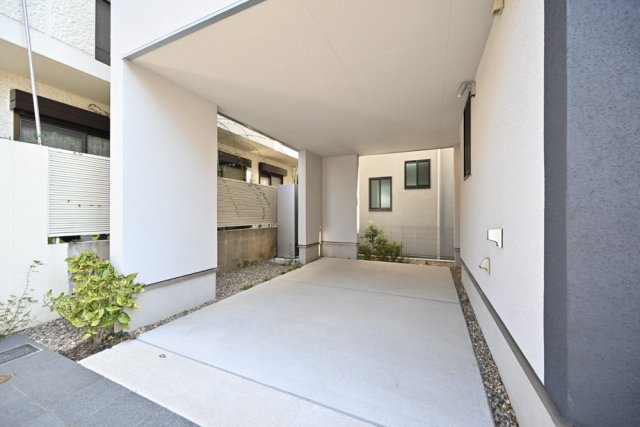 大田区南千束３丁目戸建　１号棟 駐車場