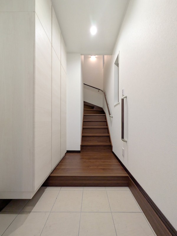 ＹＥＬＬＭＩ（イルミ）1階 部屋その他