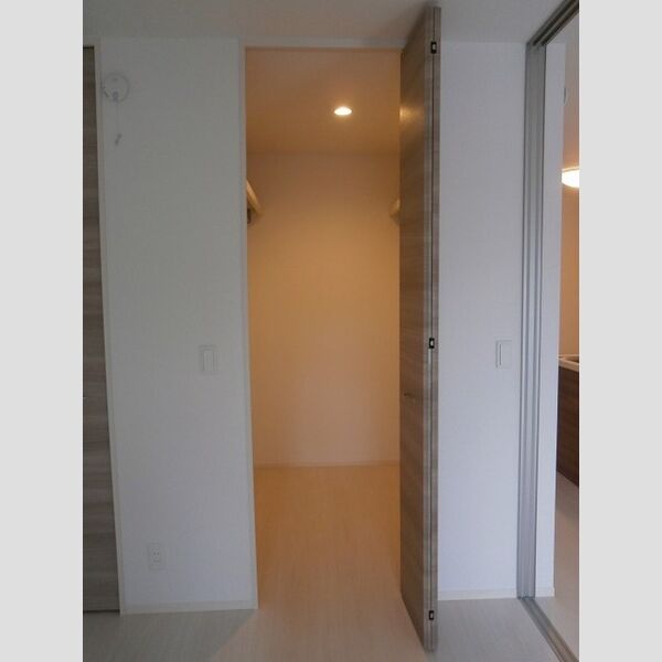 S-Flat　A棟 ♪クローゼット♪