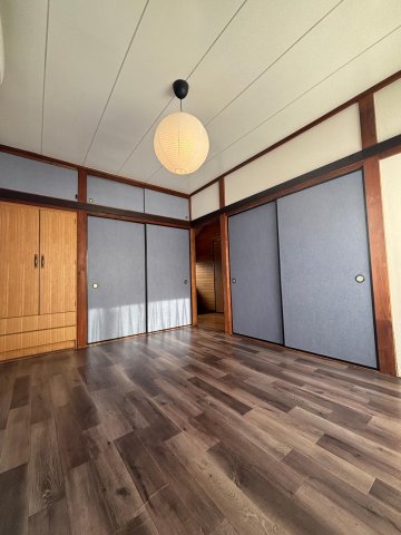 南増尾戸建 2階和室、収納多し、日当たり良好