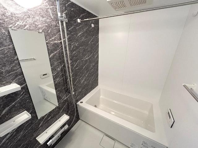 ルナフォーリア205号室 バス