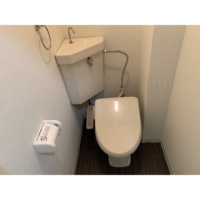 ボナール関102号室 内観